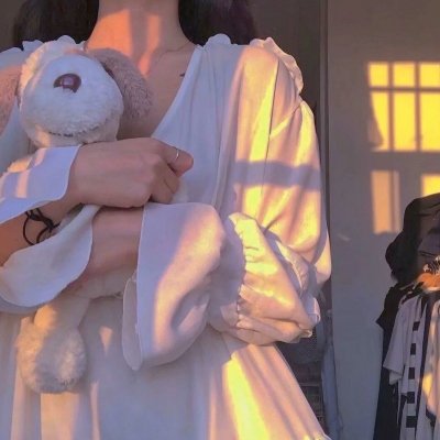 三月小姐